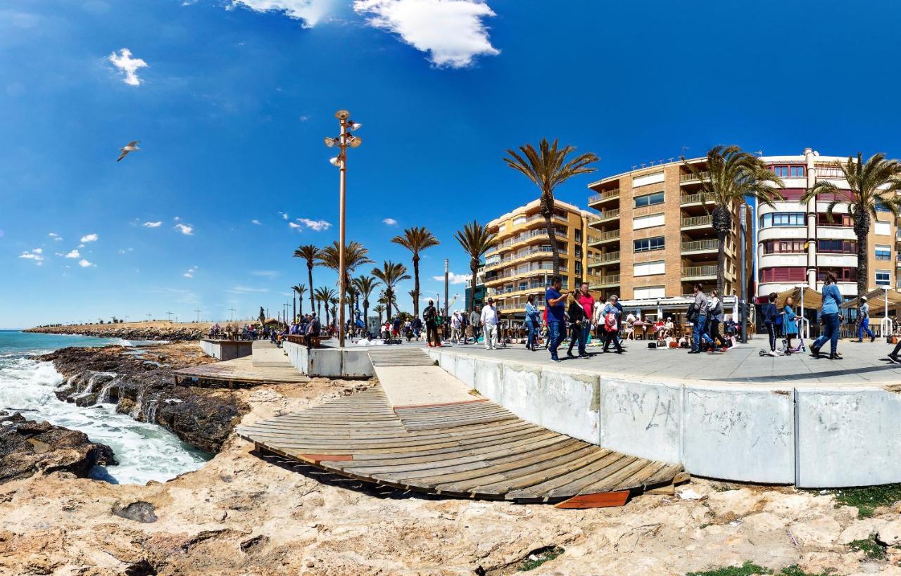 Apartamento Caballero De Rodas Torrevieja Exterior photo